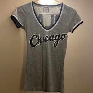 CHICAGO WHITE SOX TSHIRT! From VICTORIAS SECRET PINK! Size: XS.